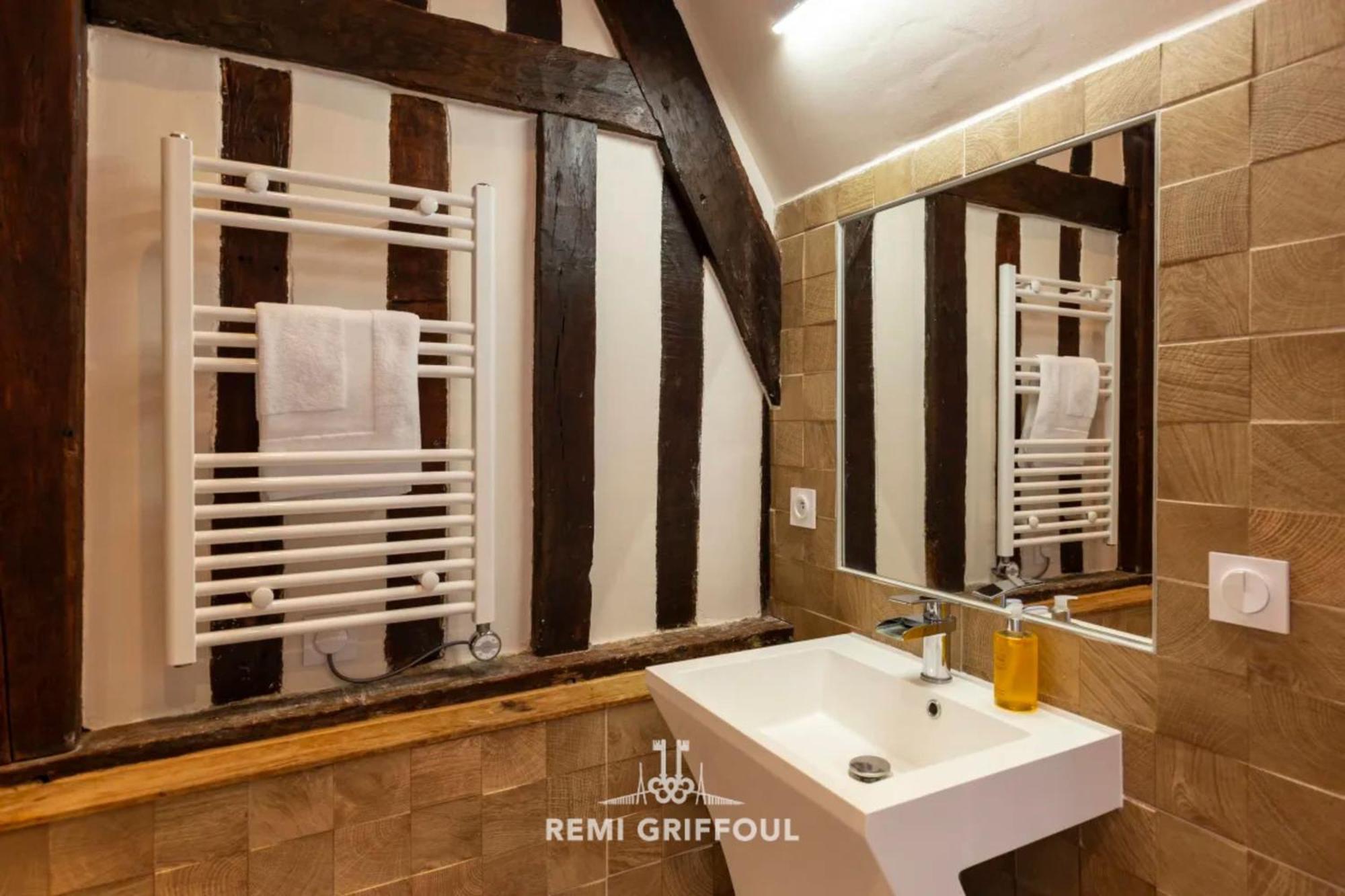 Appartement Le Rêve d'Alice New - Charming duplex in the heart of Honfleur - 2 to 4 P Extérieur photo